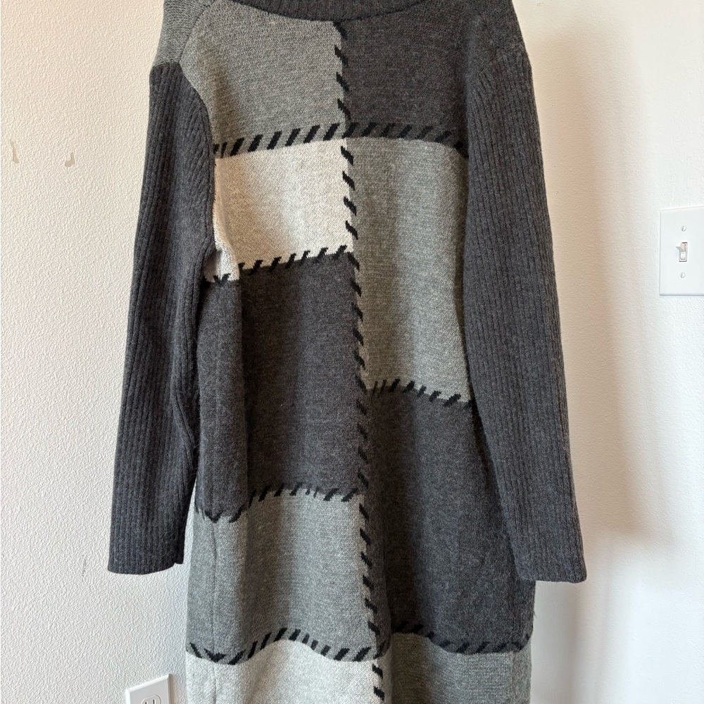 Joseph A Women's Charcoal and Light Gray Patchwork Cardigan